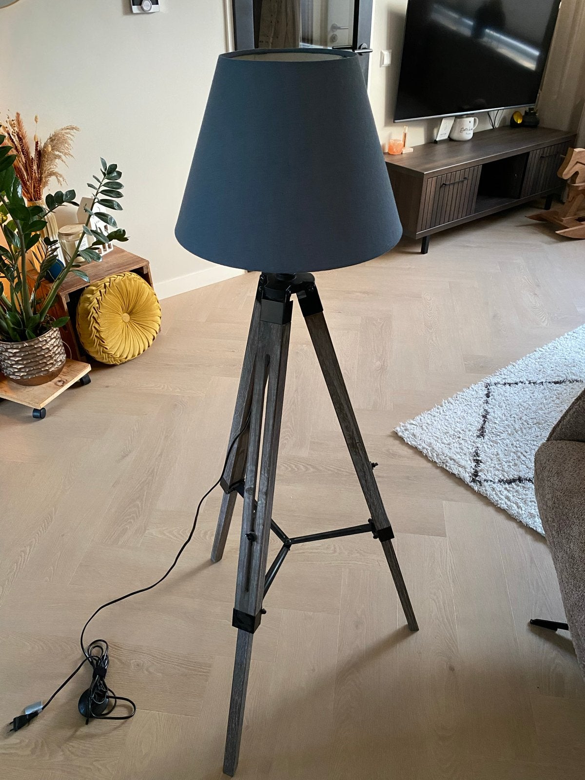 Verstelbare Tripod Vloerlamp met Lampenkap, Huis en Inrichting, Ophalen, Gebruikt, 100 tot 150 cm, E27 (groot)