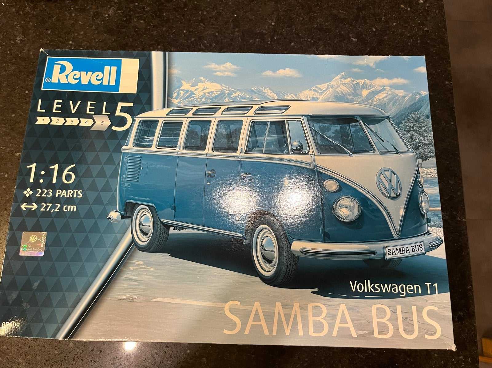 Revell Volkswagen T1 Samba Bus Modelbouwkit 1:16, Auto, Verzenden, Revell, Groter dan 1:32