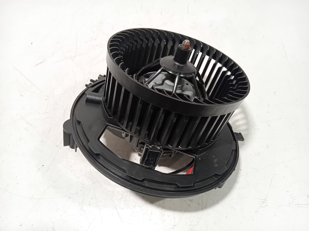Kachel ventilator motor Seat Leon, Onderdelen@venauto.nl, Van der Ven Autorecycling B.V., Gebruikt, Ettenseweg 76, 4706 PB Roosendaal, The Netherlands
