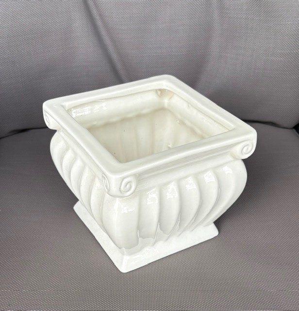 Vintage witte karamische bloempot, Tuin en Terras, Ophalen, Rond, Binnen, Zo goed als nieuw