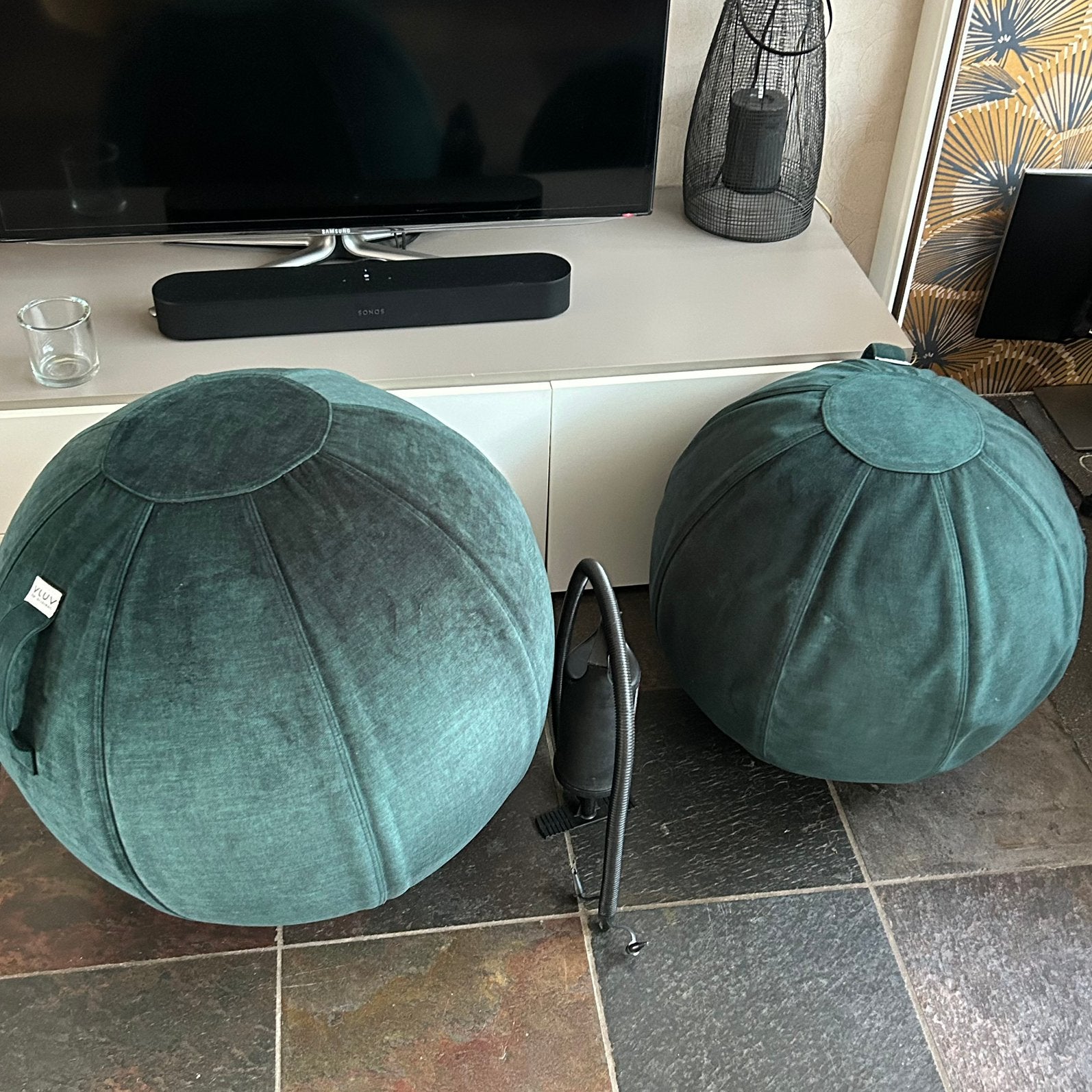 VLUV Ø 75 cm en VLUV Ø 65 cm zitbal. Ergonomisch zitten, Vluv, Gebruikt, Vluv, Vluv