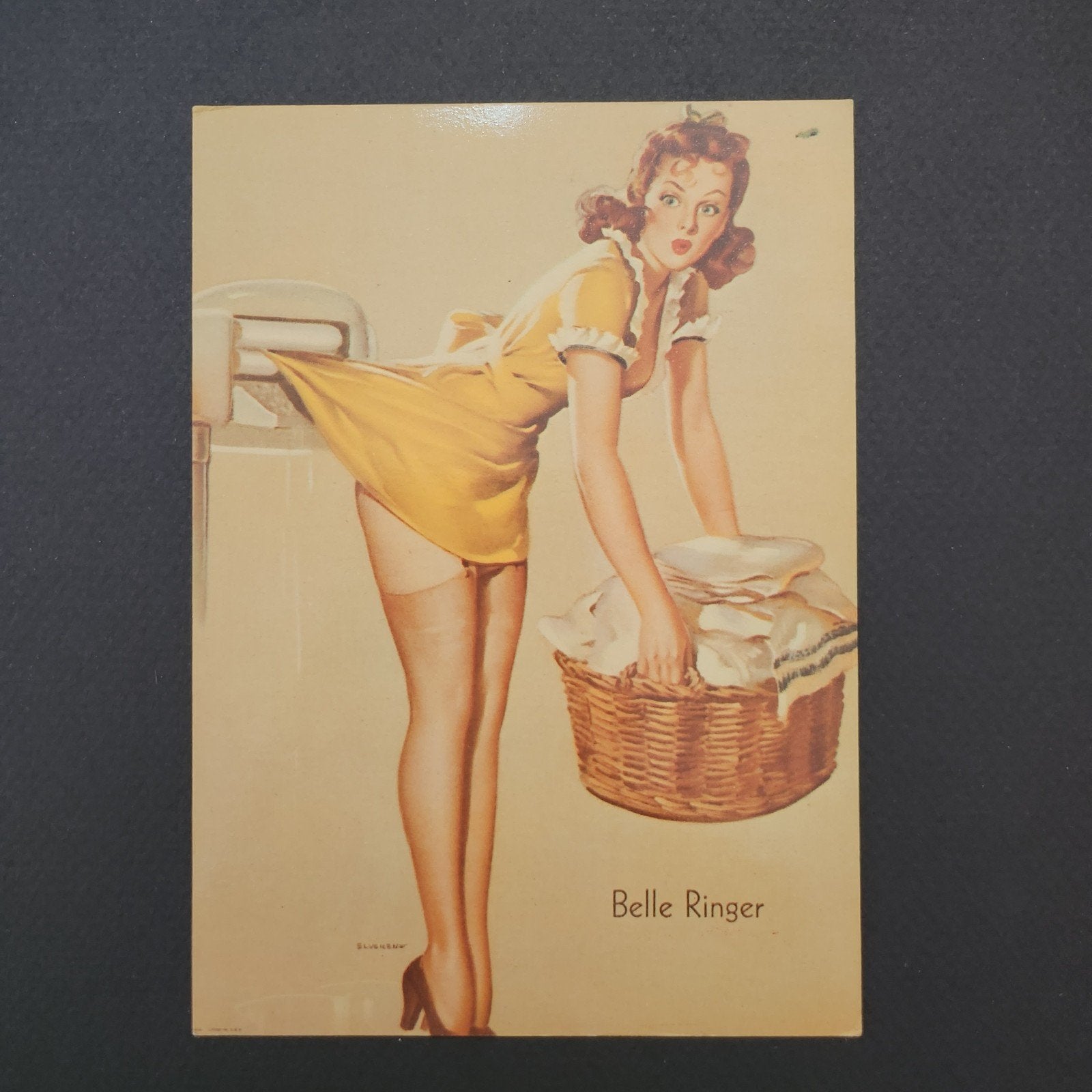 Vintage Pin-up Ansichtkaart - Belle Ringer (1981), Verzenden