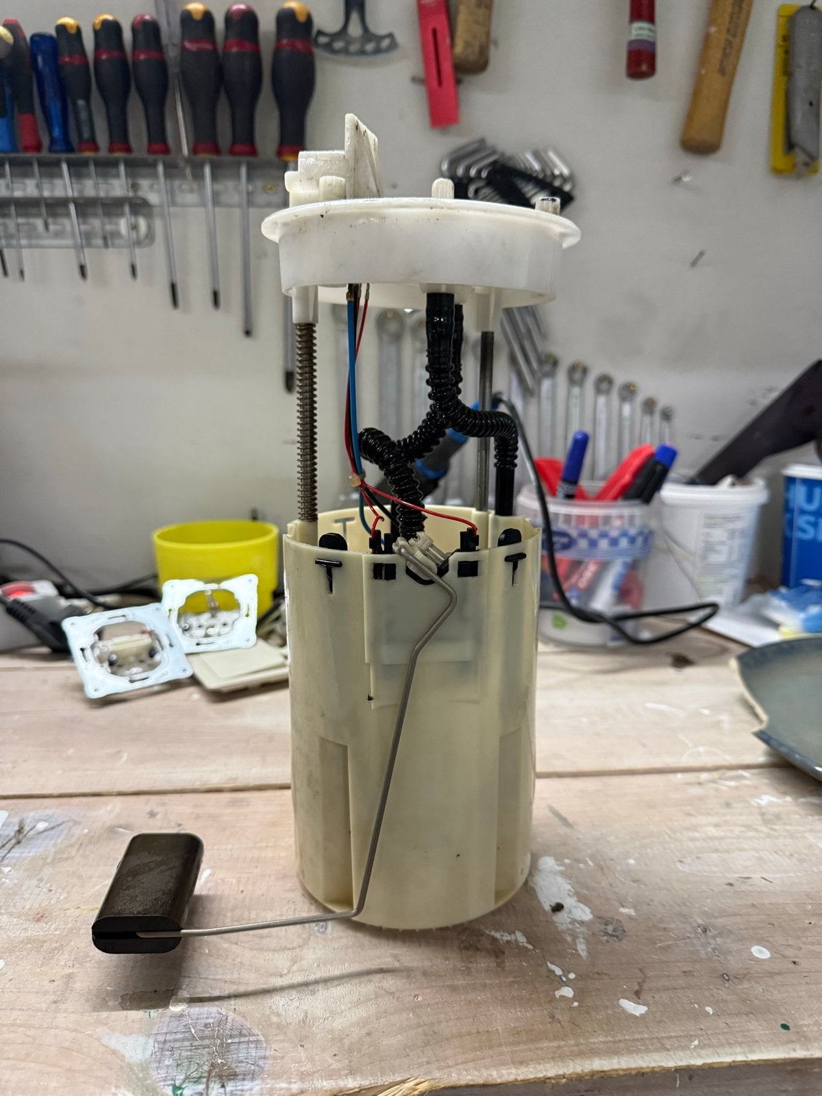 Bosch brandstofpomp 0 580 303 016, Ophalen of Verzenden, Gebruikt, Overige automerken