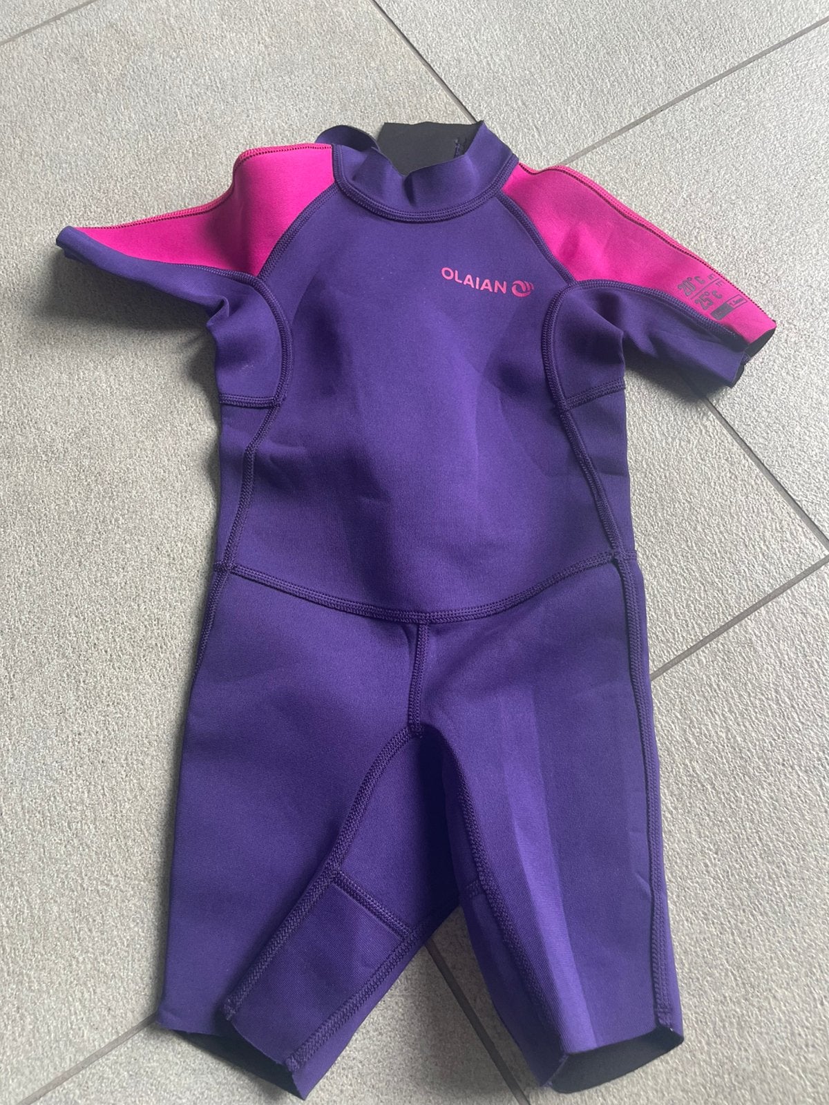 Decathlon wetsuit maat 110/116, Ophalen of Verzenden, Zo goed als nieuw, Kind, Wetsuit