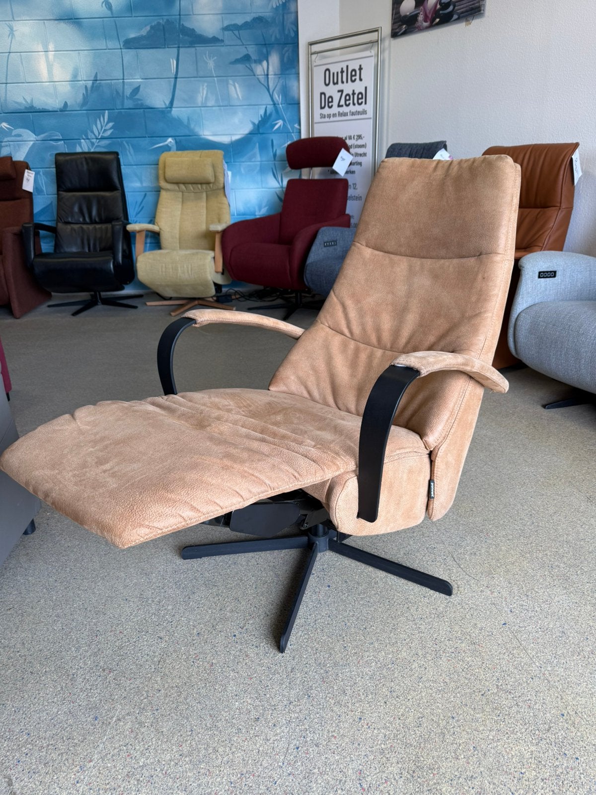 Prominent Humberto relaxfauteuil relax stoel gratis bezorgd, Ophalen of Verzenden, Zo goed als nieuw, Stof, Ruim 100 gebruikte sta op en relax fauteuils