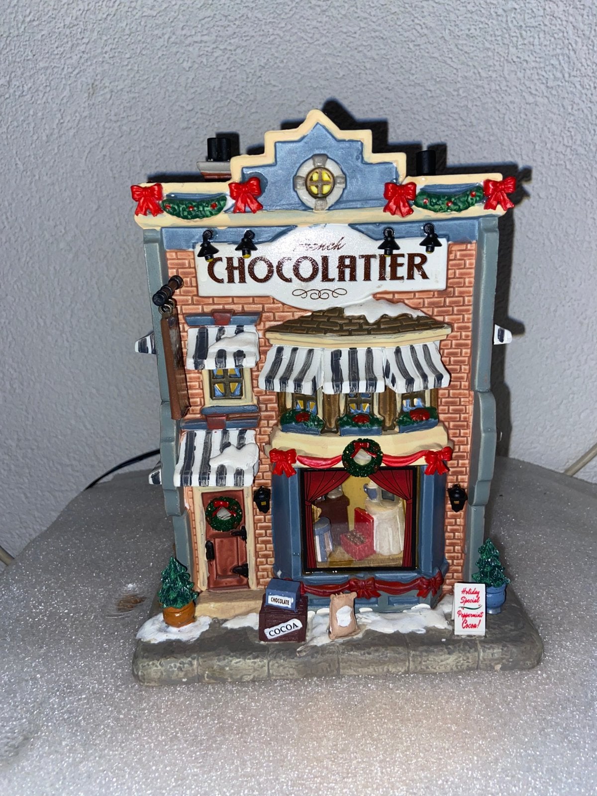 Lemax chocolatier, Ophalen of Verzenden, Gebruikt
