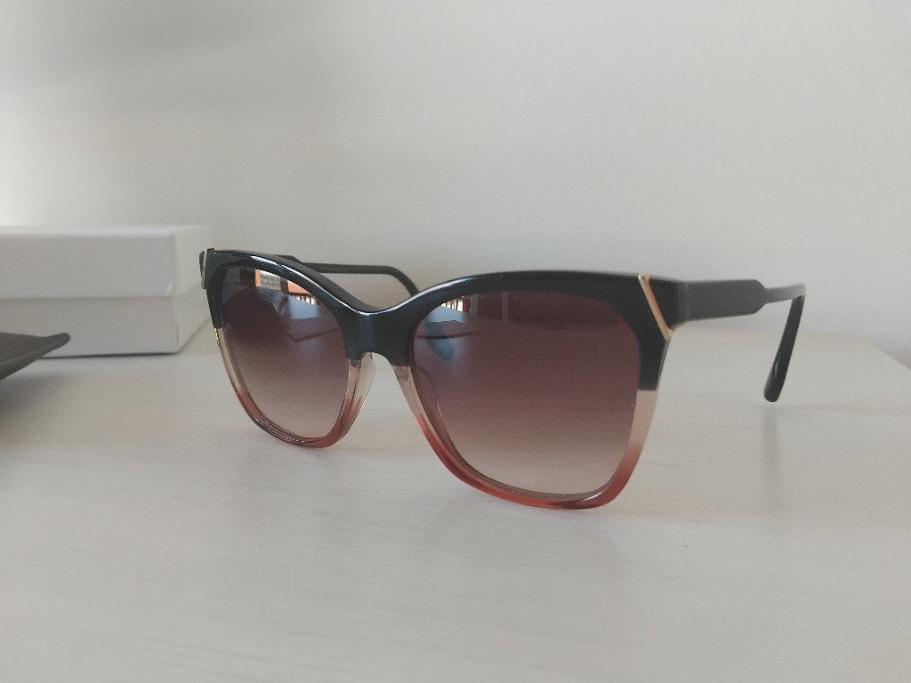 Victoria beckham zonnebril, Ophalen of Verzenden, Zo goed als nieuw, Zonnebril, Overige merken