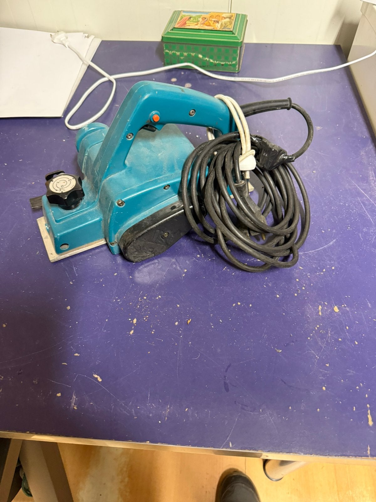 Makita 1923 schaafmachine, Doe-het-zelf en Verbouw, Schaafmachines, Ophalen, Zo goed als nieuw
