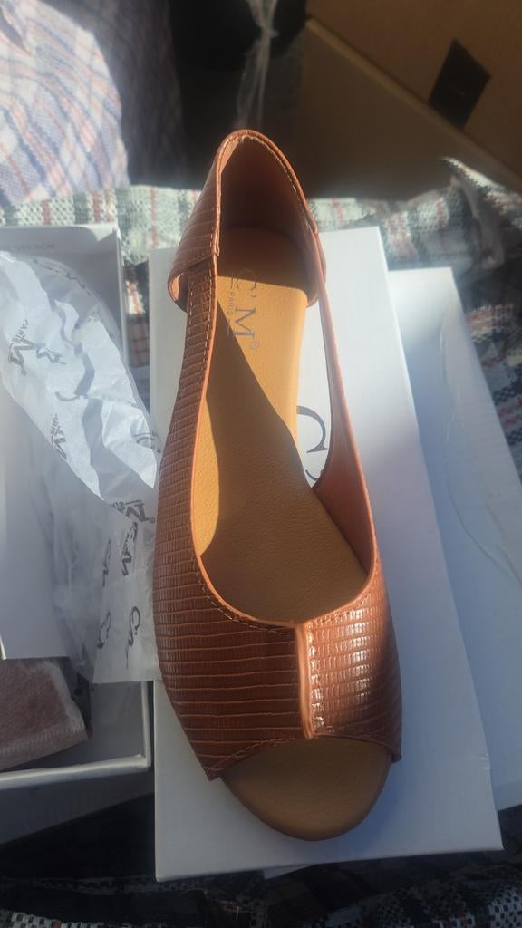 Grote partij schoenen en spijkerbroeken, Ophalen of Verzenden