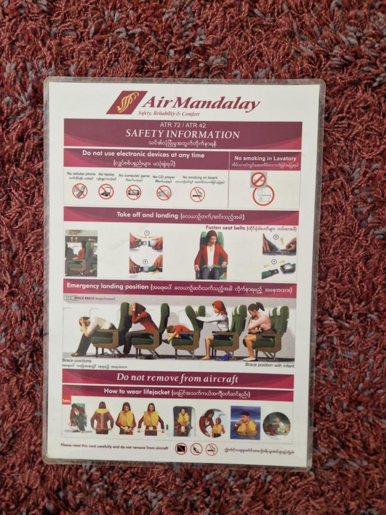 Air Mandalay ATR 72/42 veiligheidskaart, safety  card, Ophalen of Verzenden, Gebruikt, Kaart, Foto of Prent