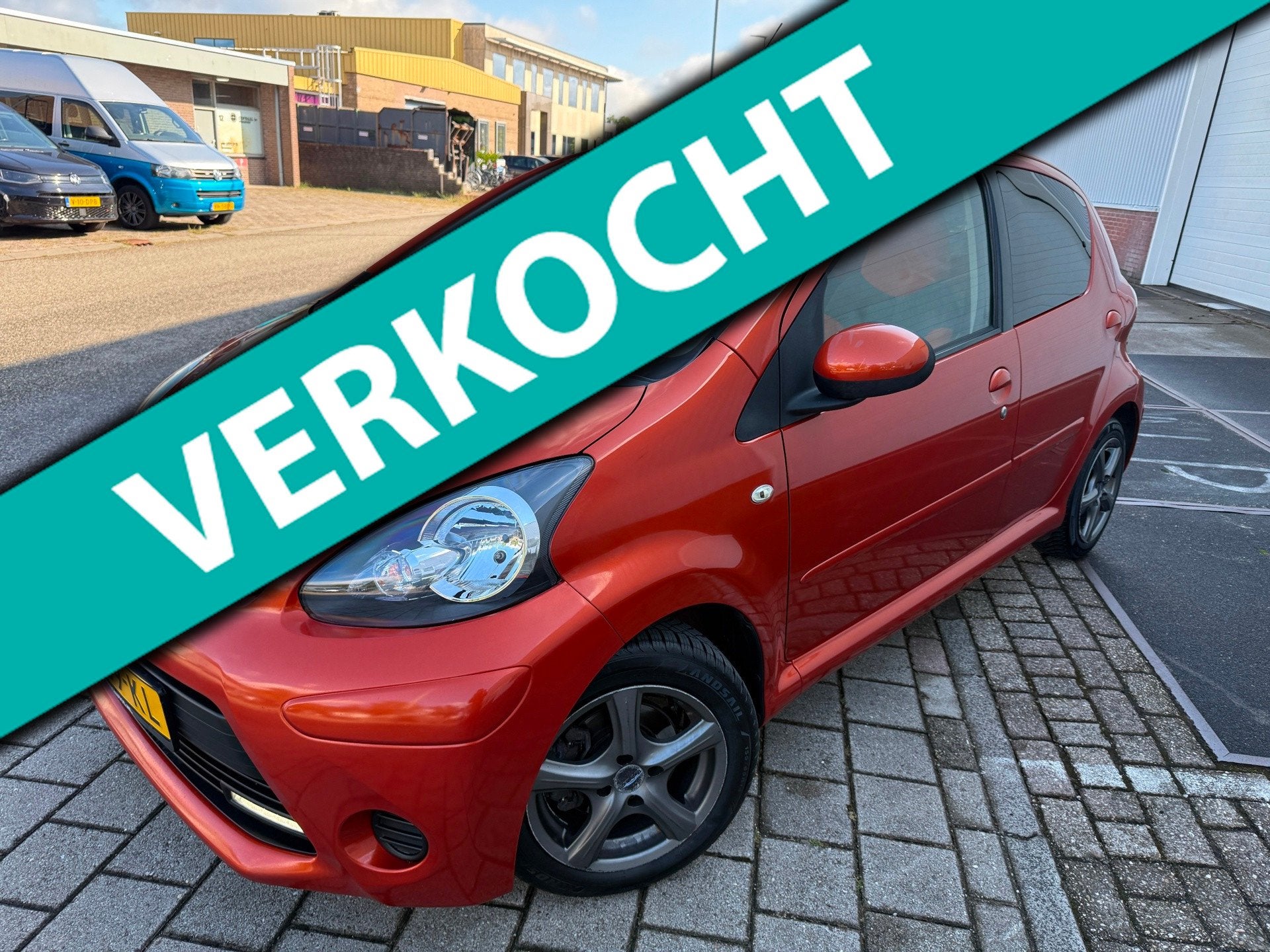 Toyota Aygo 1.0 VVT-i Aspiration 2013 FACE LIFT AIRCO LED AP, Auto's, Voorwielaandrijving, Euro 5, Gebruikt, Zwart