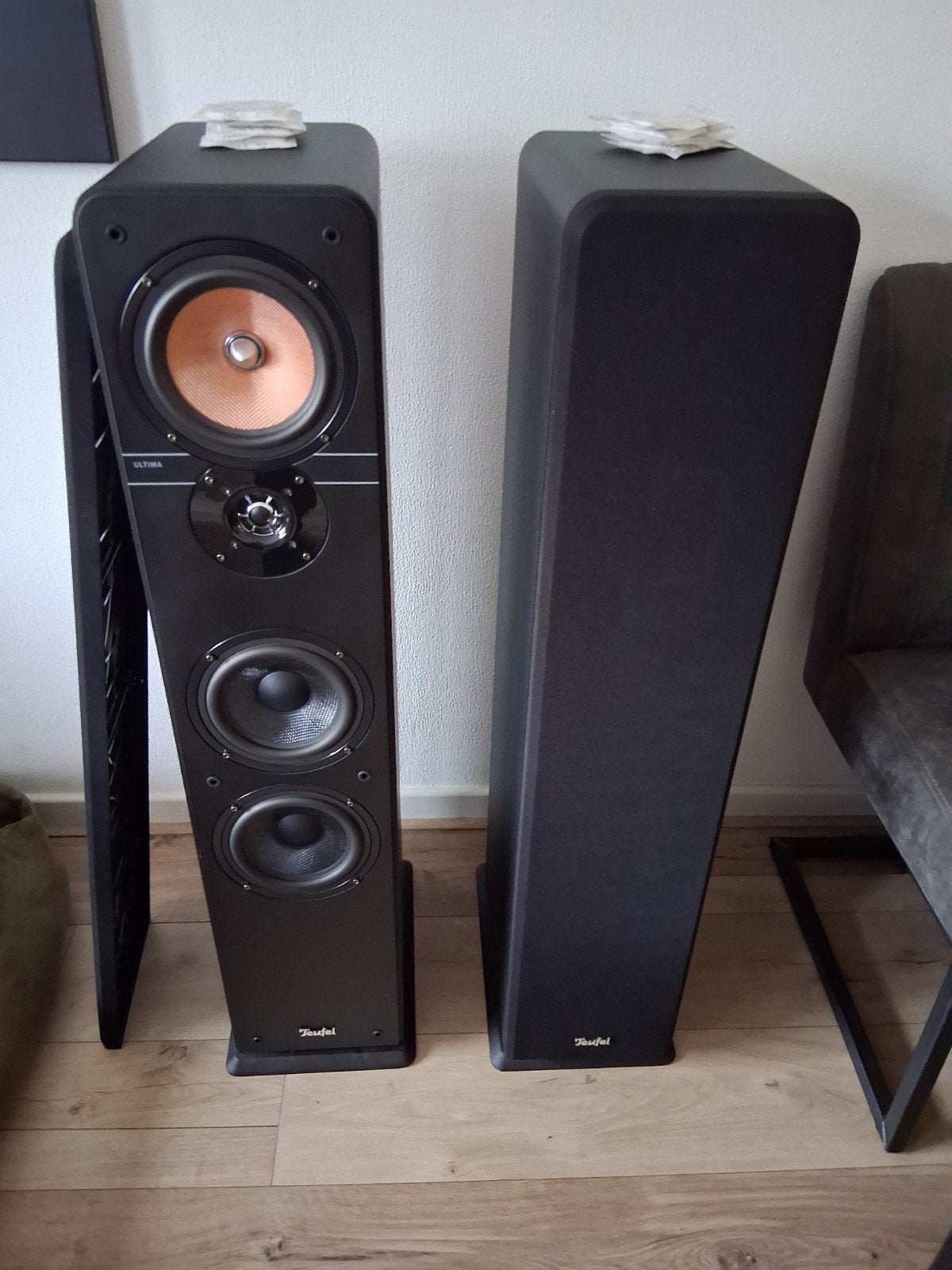 Teufel Ultima 40 MK3 Vloerstaande Luidsprekers Zwart, Vloerstaande luidspreker, Basreflex, Zo goed als nieuw, Ophalen