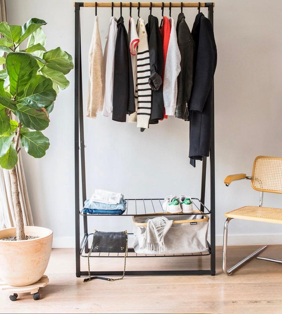 👚 ZGAN in doos! BRABANTIA Linn Kledingrek zwart groot, Kleding | Dames, Kledingrekken, Ophalen, Zo goed als nieuw