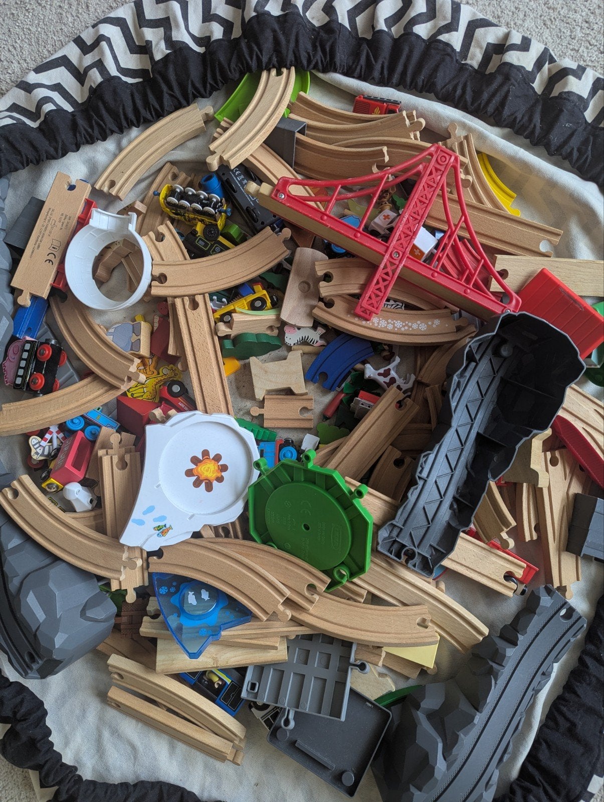 Grote collectie houten treinbaan en voertuigen, Kinderen en Baby's, Ophalen of Verzenden, Gebruikt