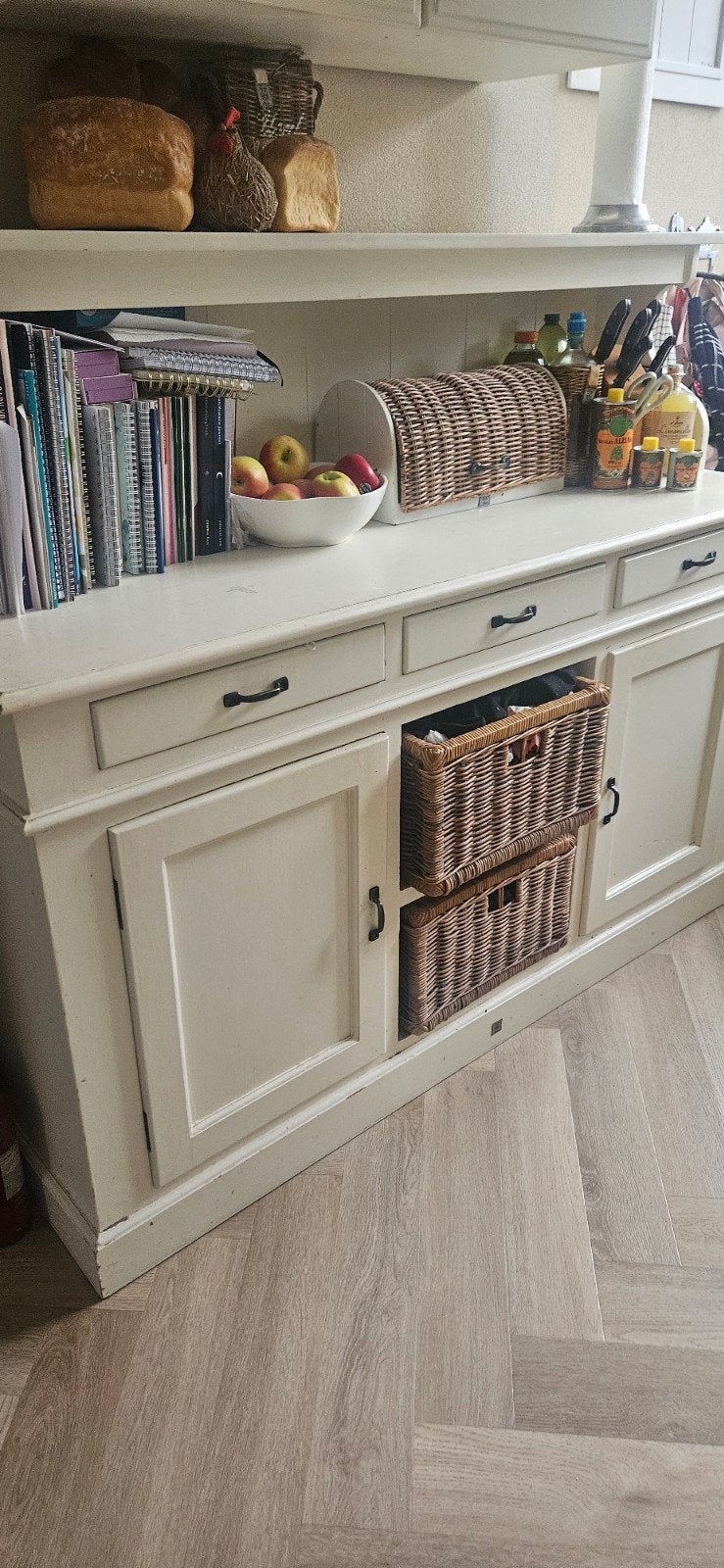 100% originele Riviera maison dressoir/kast, Huis en Inrichting, Kasten | Dressoirs, Ophalen, Gebruikt, Met deur(en), Riviera maison