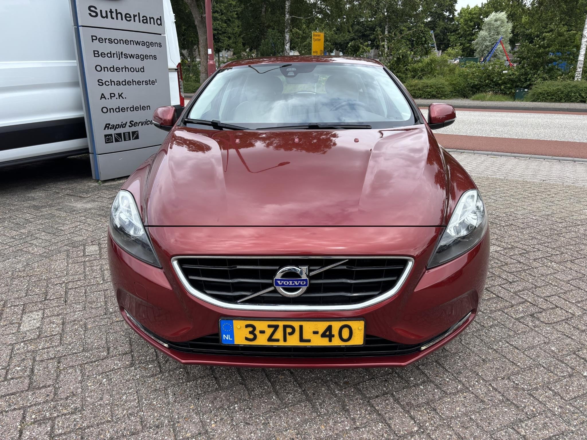 Volvo V40 1.6 T3 Summum 150pk Trekhaak | Lederen Bekleding |, Auto's, Voorwielaandrijving, Gebruikt, 4 cilinders, 150 pk