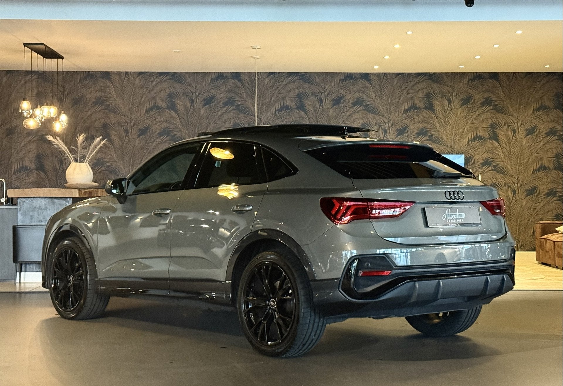 Audi Q3 Sportback 35 TFSI S Edition I Pano I Automaat, Auto's, Euro 6, 4 cilinders, 1505 kg, Origineel Nederlands