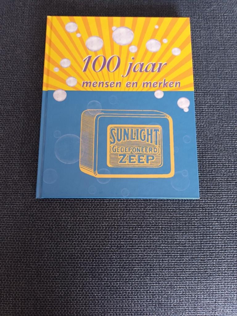 LEVER FABERGÉ - 100 jaar mensen en merken - met CD, Boeken, Ophalen of Verzenden, Nieuw
