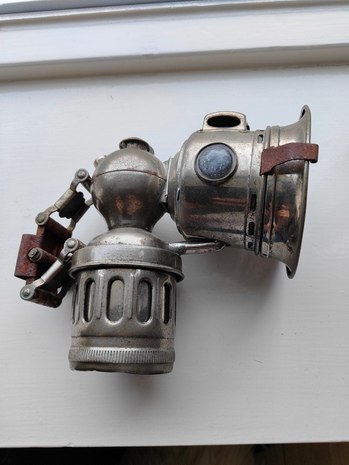 Antieke fietslamp, vermoedelijk carbidlamp, Verzenden
