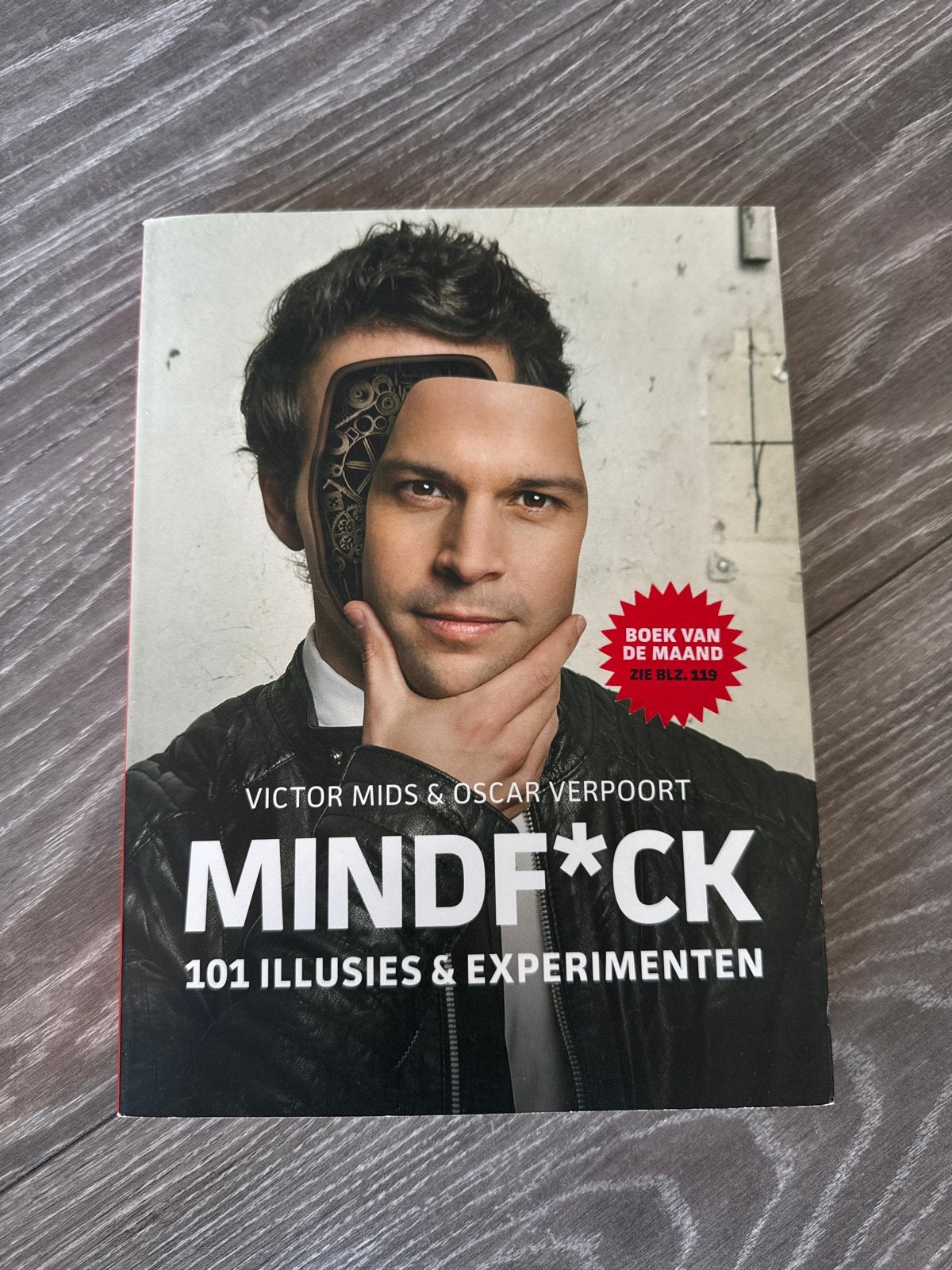 MINDF*CK - 101 Illusies & Experimenten, Ophalen of Verzenden, Zo goed als nieuw, Nederland