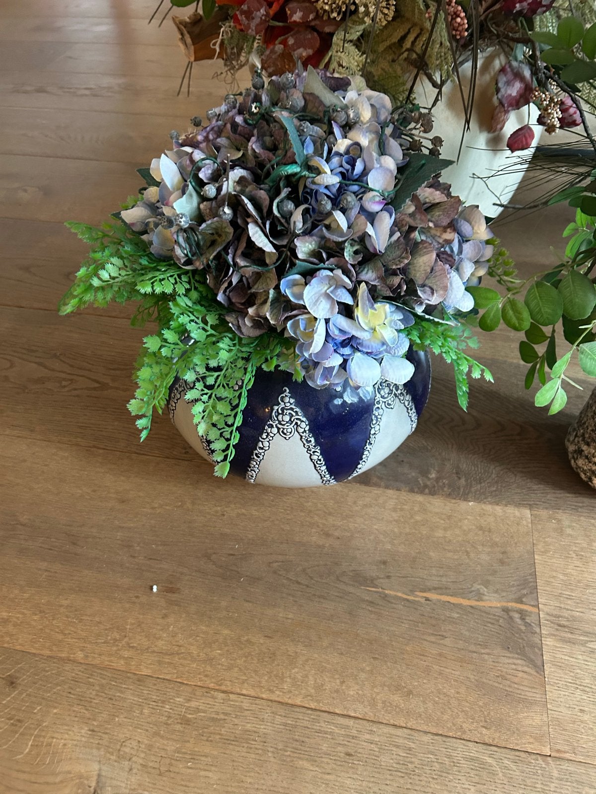 Decoratieve vaas met kunstbloemen, Ophalen, Handgemaakt, Meerkleurig, Zo goed als nieuw