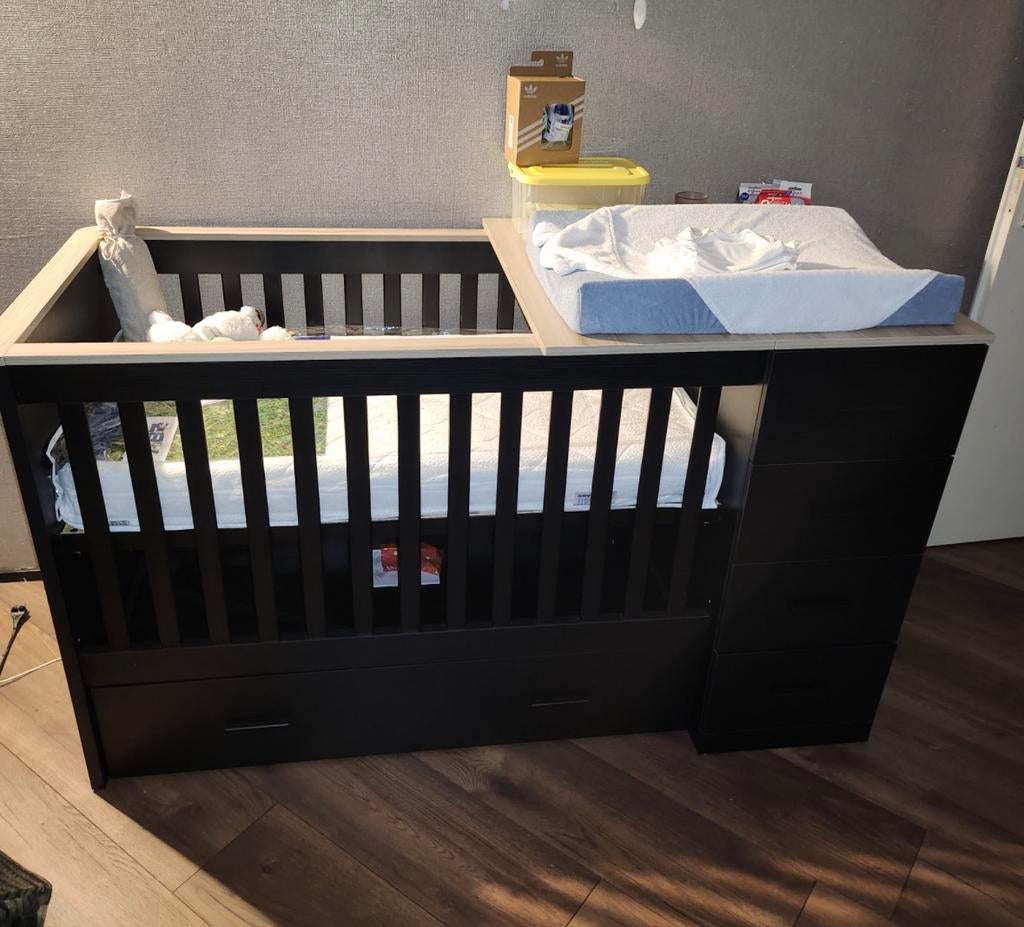 Combi ledikant (tot 2 jaar ombouwen), Kinderen en Baby's, Ophalen, Zo goed als nieuw, Jongetje of Meisje