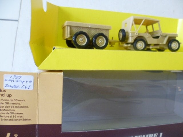 Solido 1322 Willy’s Jeep met aanhanger militair 1:43 auto, Ophalen of Verzenden, Landmacht, Amerika, Miniatuur of Beeldje
