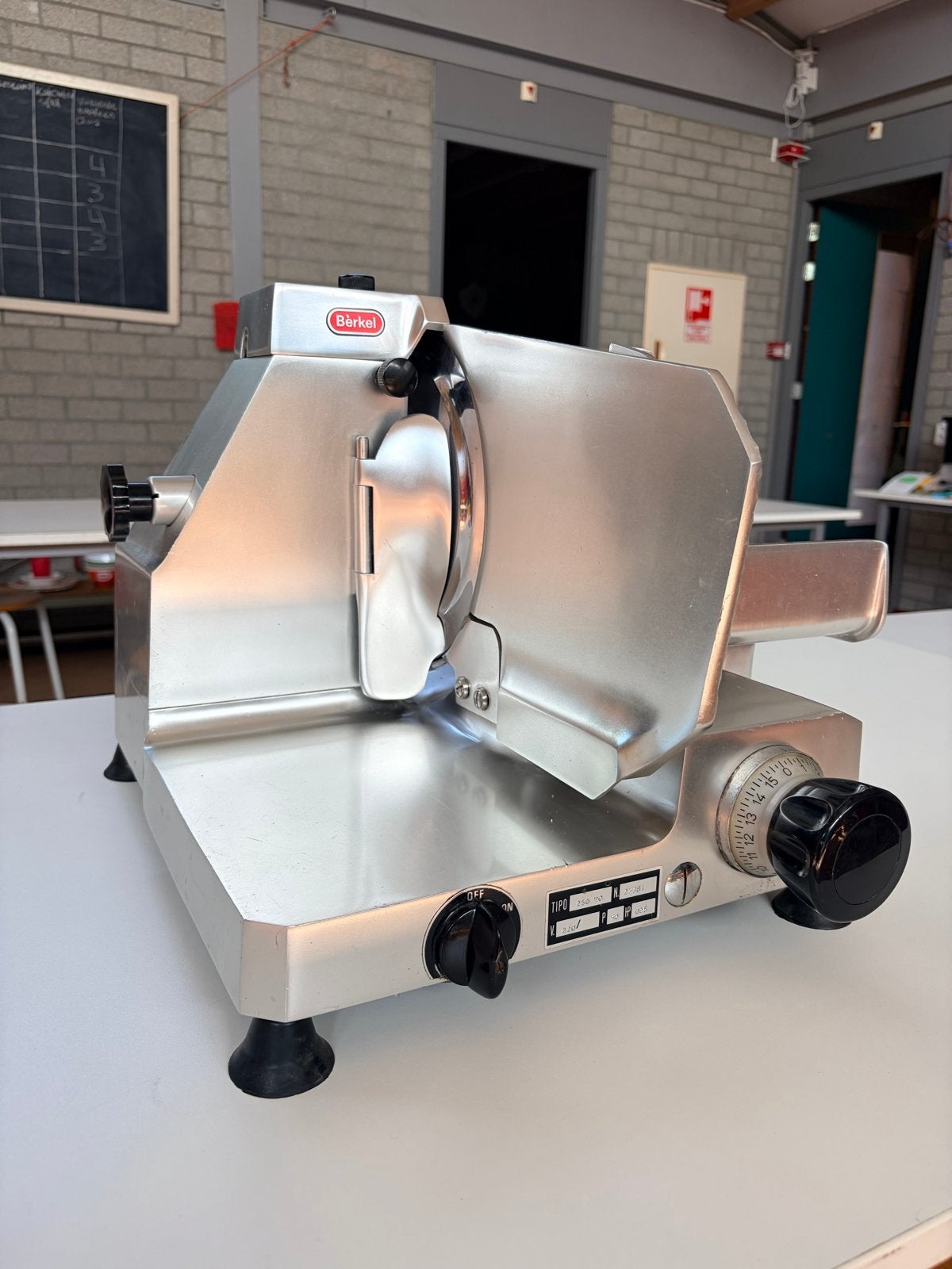 Berkel model 250 TC snijmachine - Goede conditie, Ophalen