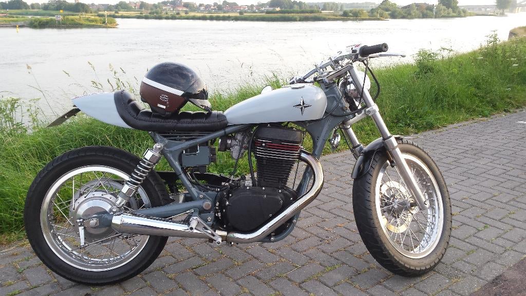 Suzuki Caferacer (RYCA), Motoren, Occasion, Particulier, Handgeschakeld, Naked bike