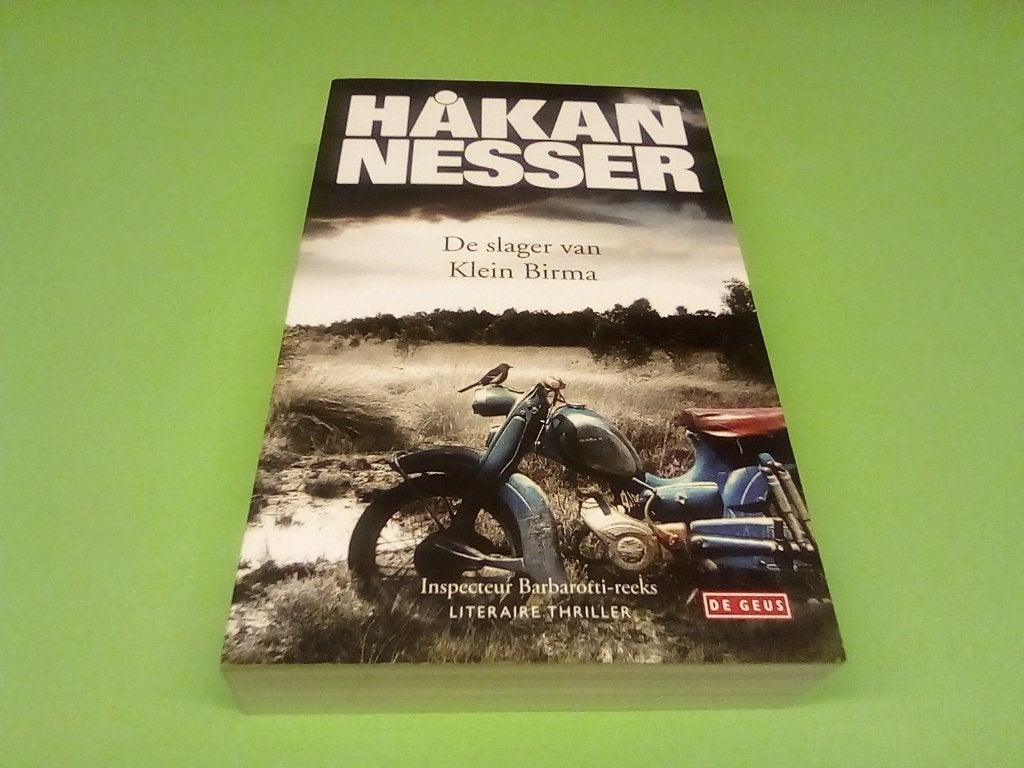 Håkan Nesser - De slager van Klein Birma ///, Håkan Nesser, Scandinavië, Ophalen of Verzenden, Zo goed als nieuw