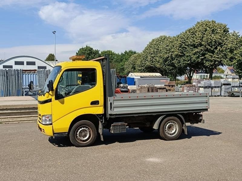 Bedrijfsauto, Toyota, Dyna met open laadbak, 2011, 136 pk, 4 cilinders, 2000 kg, Elektrische ramen