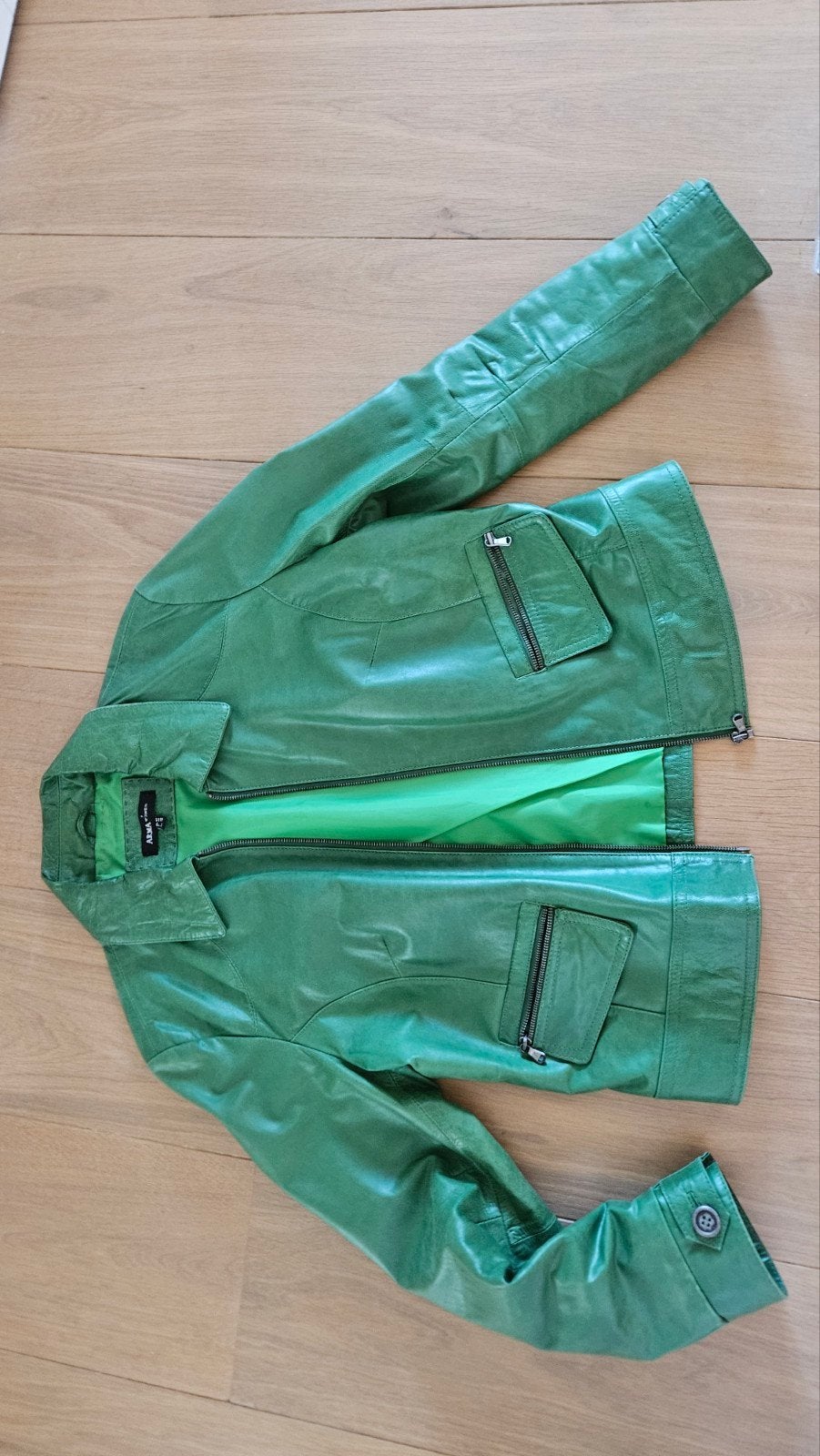 Leren damesjas, merk Arma., Ophalen, Gedragen, Groen