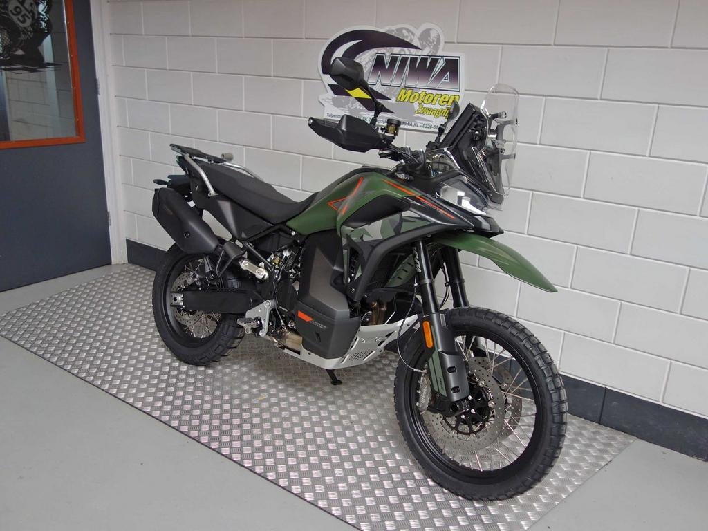 CFMOTO 1000 MT-X, Motoren, 2 cilinders, Motorrijbewijs A, Bedrijf, Onbekend