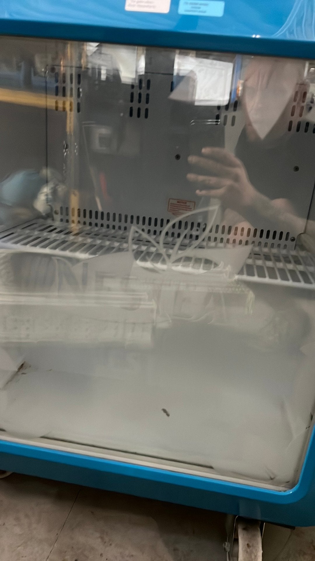 Nestea tafel koelkast, Ophalen, Zonder vriesvak, Minder dan 85 cm, Minder dan 75 liter
