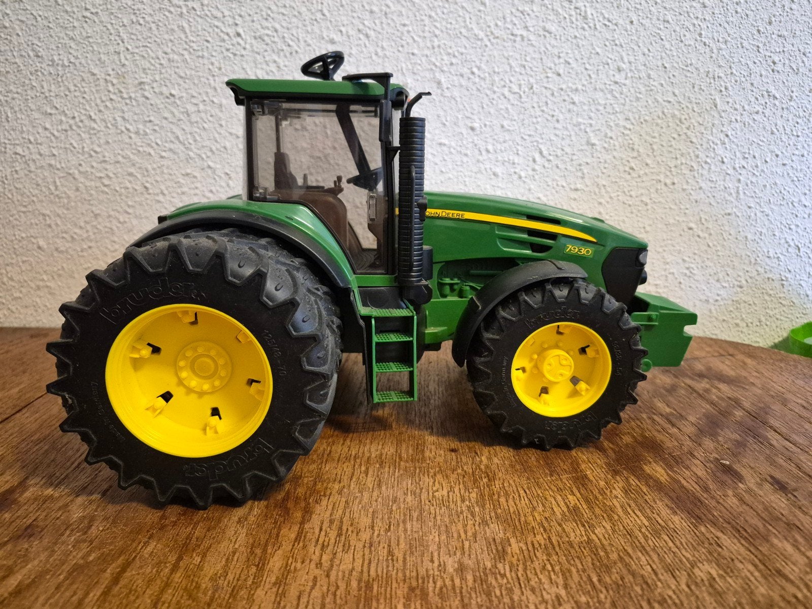 Bruder John Deere 7930 tractor (schaalmodel), Ophalen of Verzenden
