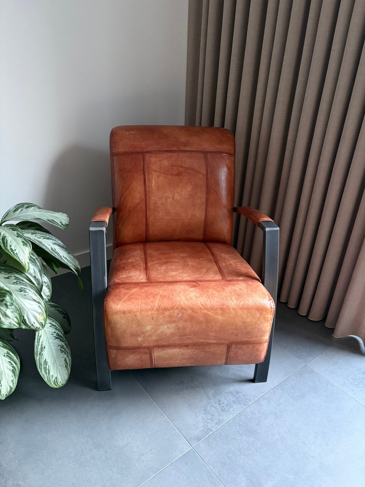Leren fauteuil, Huis en Inrichting, Ophalen, Zo goed als nieuw, 50 tot 75 cm, Leer
