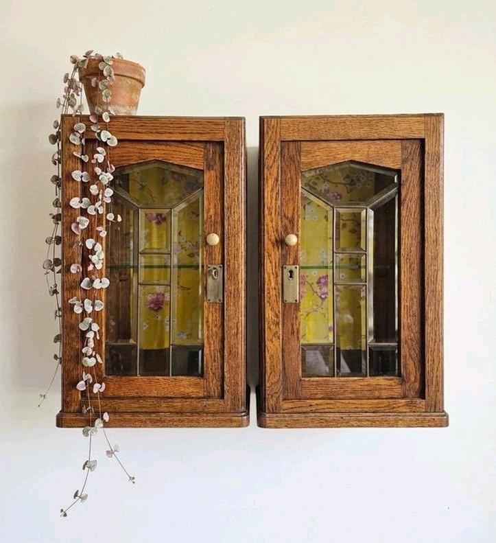 Twee antieke eiken Art Deco wandkastjes vintage hangkastjes, Ophalen of Verzenden