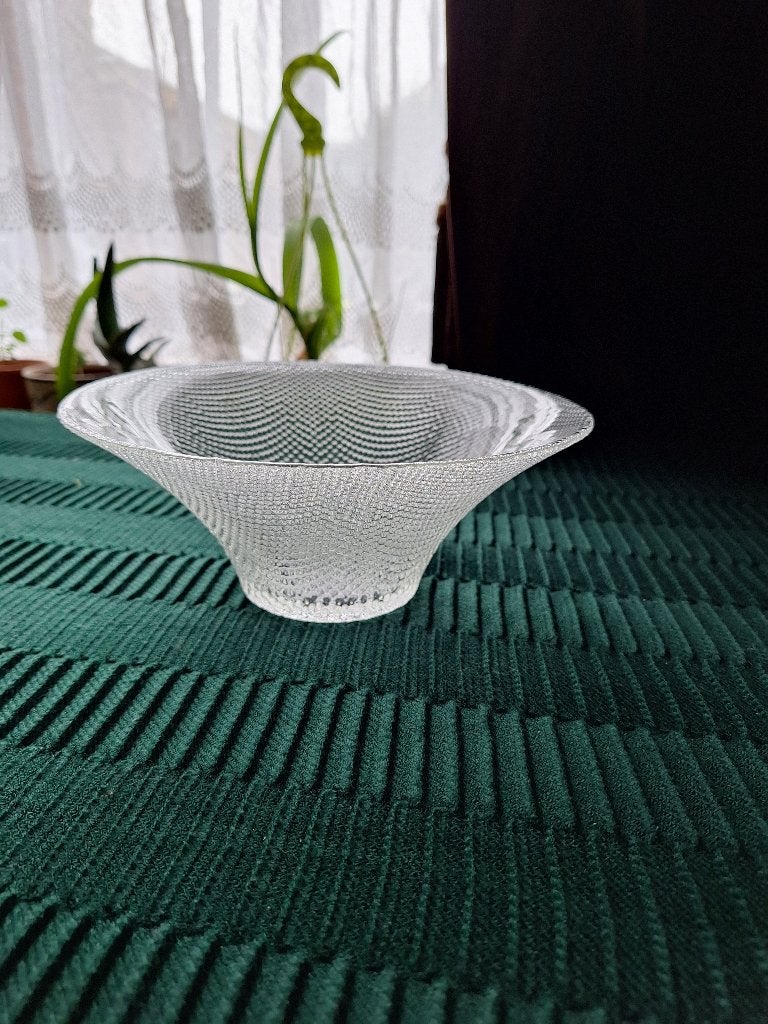 Mooi bewerkte schaal, Schaal, Rond, Ophalen of Verzenden, Glas