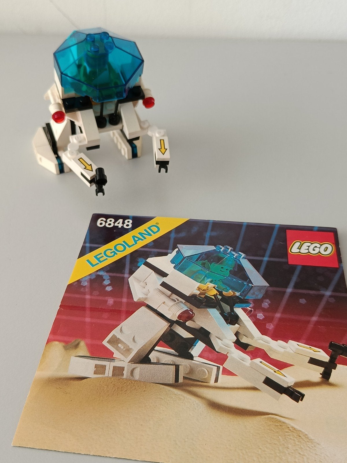 Lego Classic Space Futuron 6848 Strategic Pursuer met boekje, Kinderen en Baby's, Gebruikt, Lego, Ophalen of Verzenden, Space