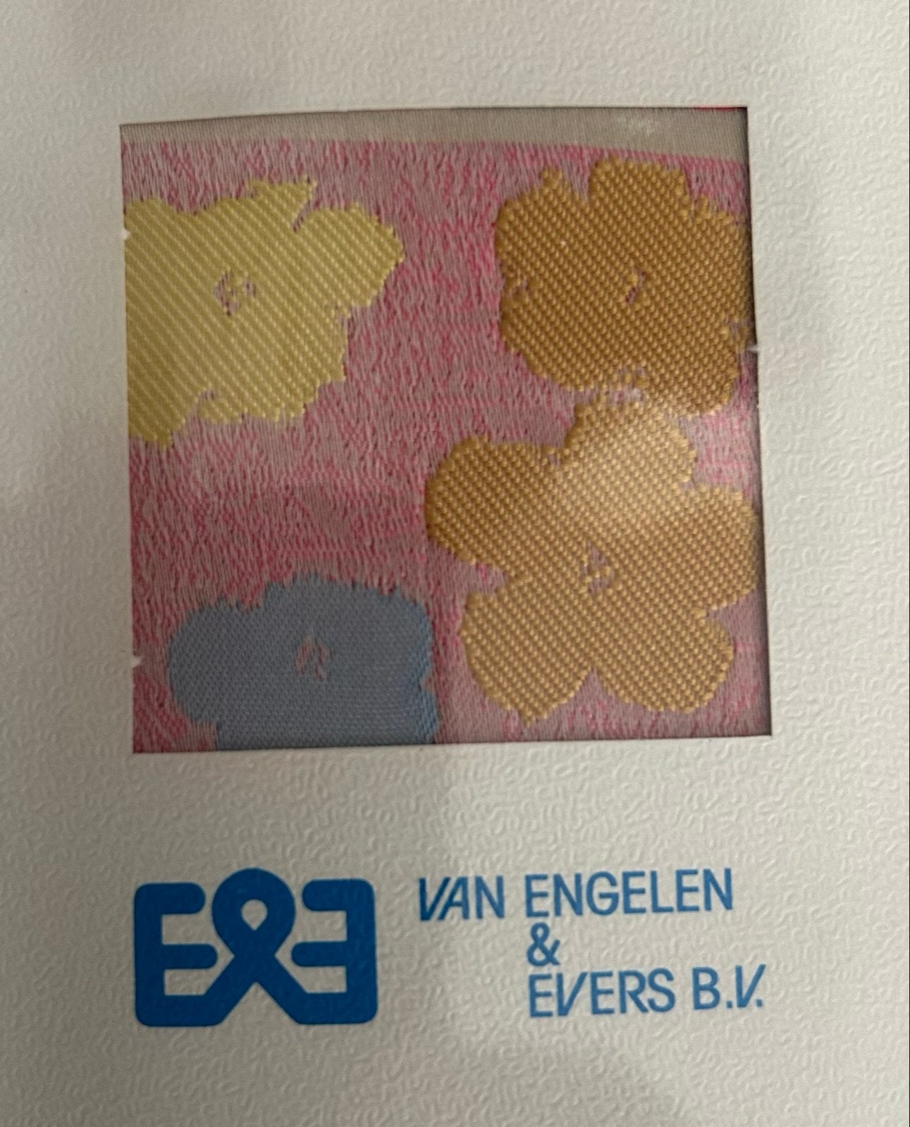 Verzameling van geweven kalenders en labels, Ophalen, Gebruikt