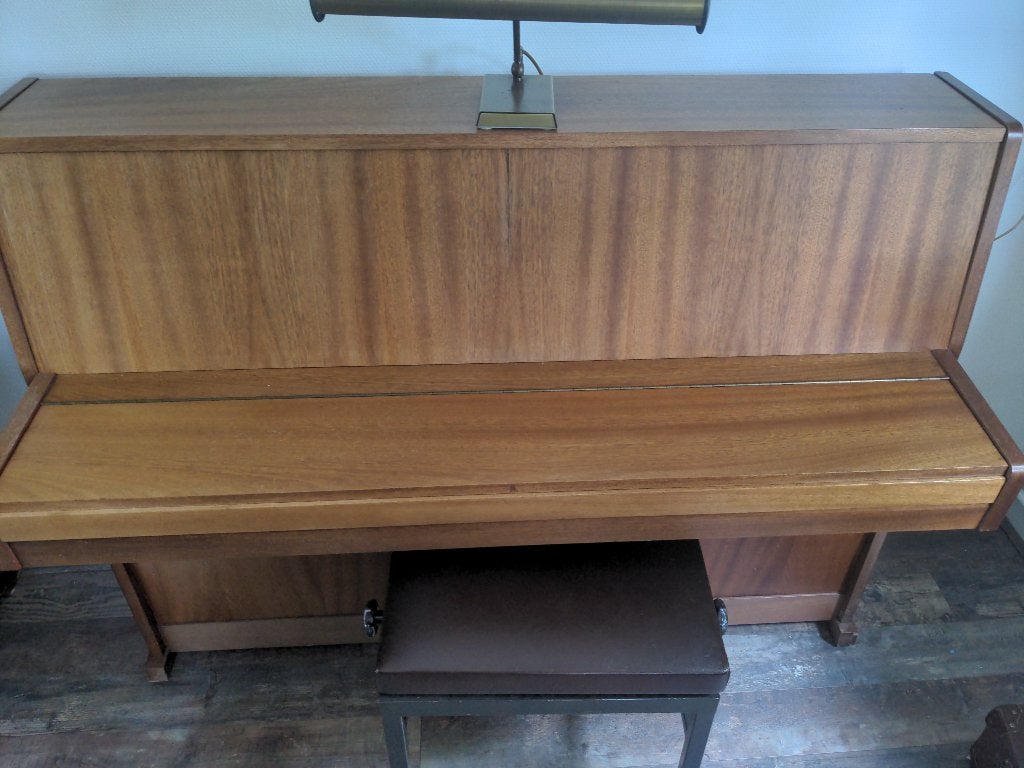 Piano - zo snel mogelijk weg, Muziek en Instrumenten, Piano's, Ophalen, Gebruikt, Bruin, Piano