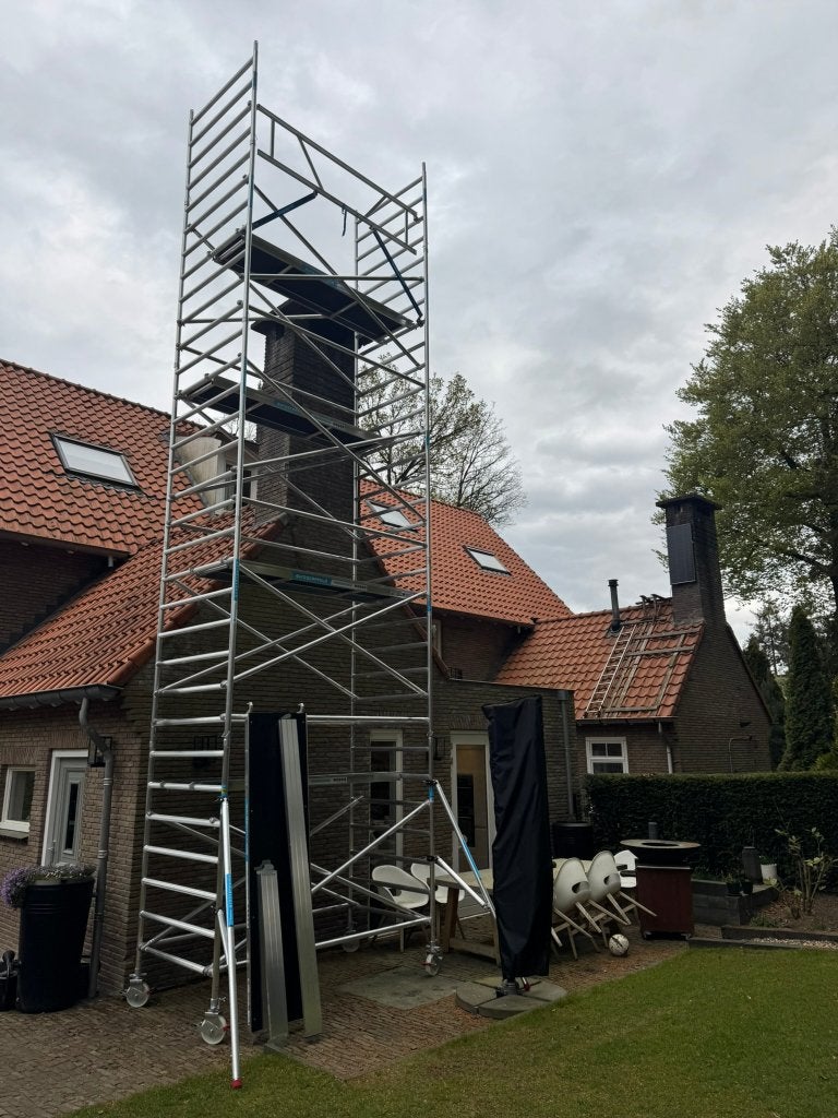 Rolsteiger te huur – werkhoogte 10,2 meter €60/week, Doe-het-zelf en Verbouw, Steigers, Ophalen, Zo goed als nieuw, Rolsteiger of Kamersteiger