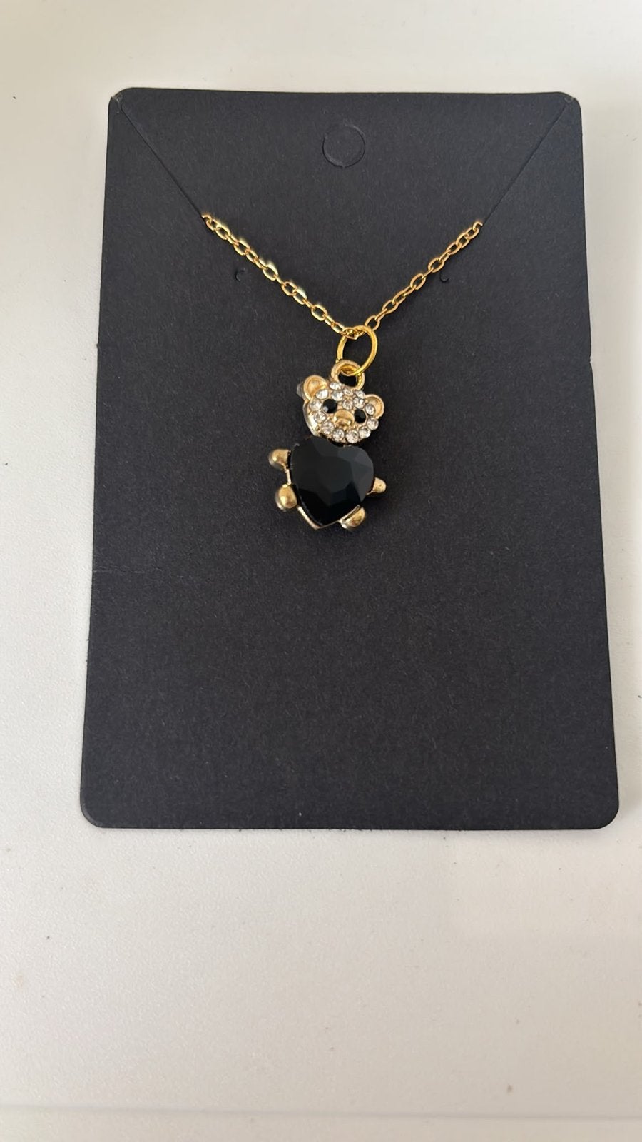 Nieuwe Goudkleurige Ketting met Beertje Hanger, Nieuw, Ophalen of Verzenden, Goud, Overige materialen