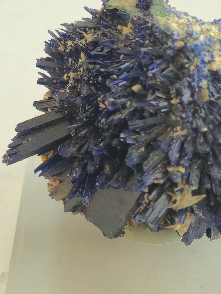 top stukje azuriet kristallen, Verzamelen, Mineralen en Fossielen, Verzenden