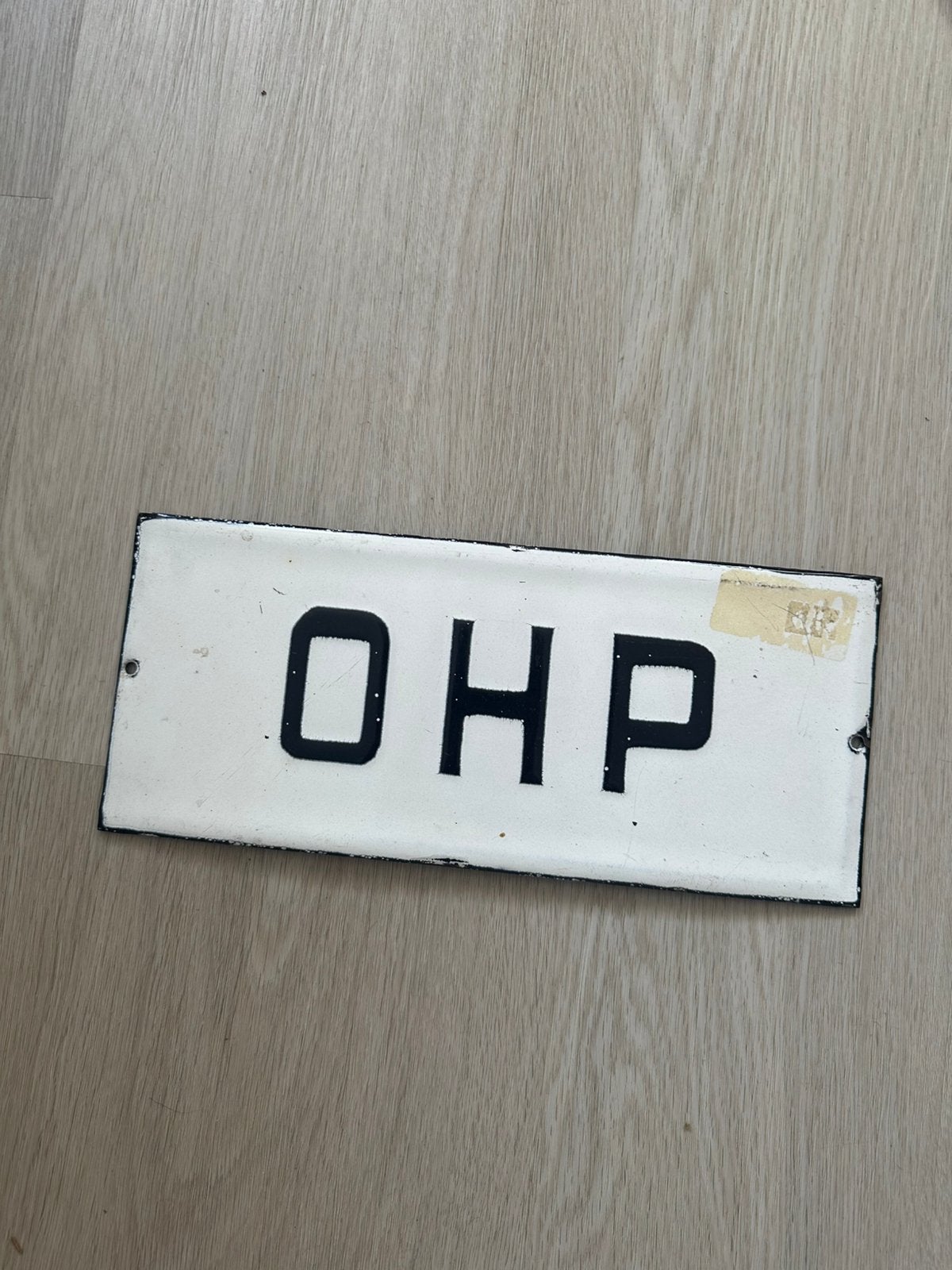Gemaieerd bordje, Ophalen of Verzenden, Zo goed als nieuw