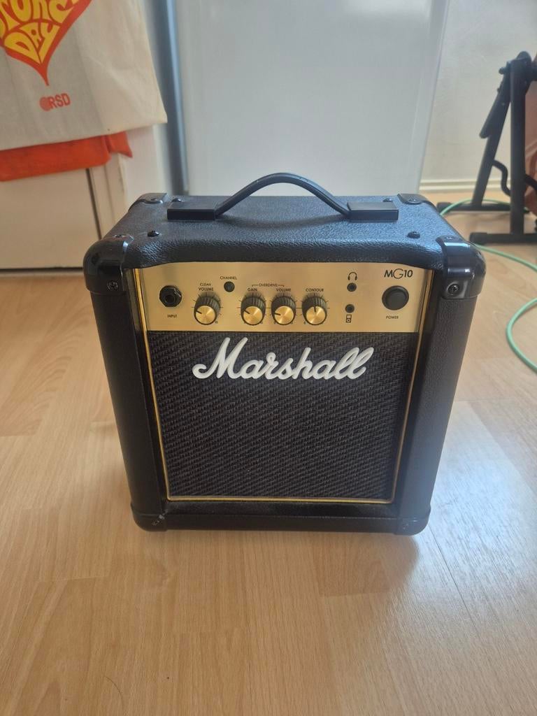 Marshall MG10 gitaarversterker, Muziek en Instrumenten, Versterkers | Bas en Gitaar, Ophalen, Minder dan 50 watt