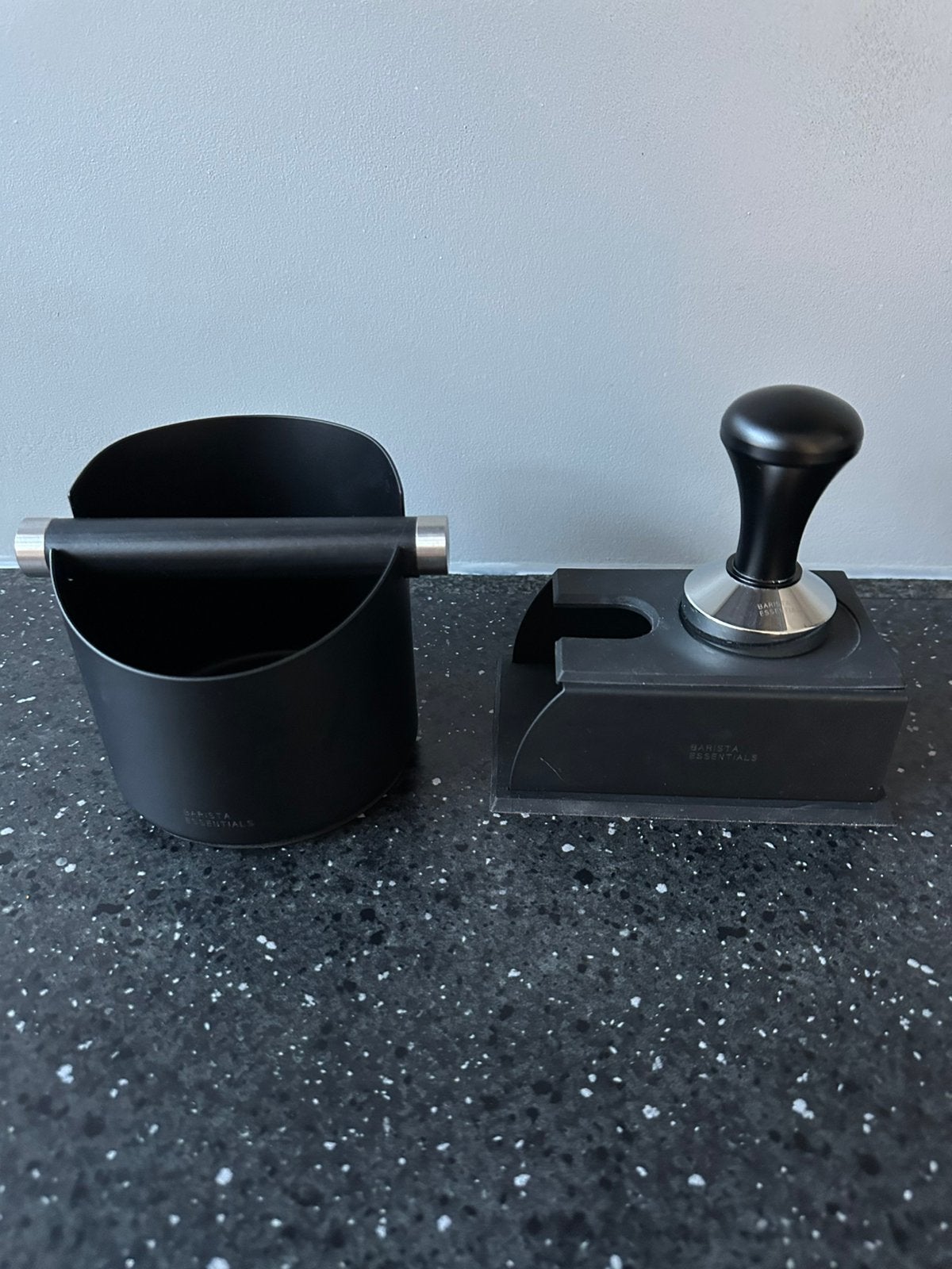 Barista essentials Station plus Tamper @@, Ophalen of Verzenden, Zo goed als nieuw