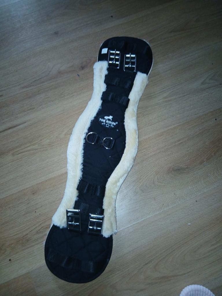 Dressuur singel met bont 55 cm, Dieren en Toebehoren, Ophalen of Verzenden, Dressuur