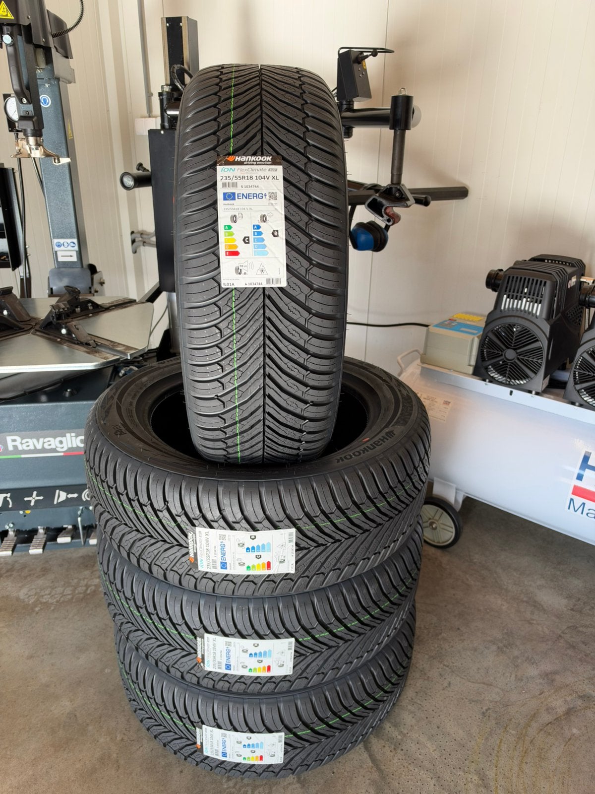 235 55 18 Hankook All Season 235/55 R18 + Gratis Montage