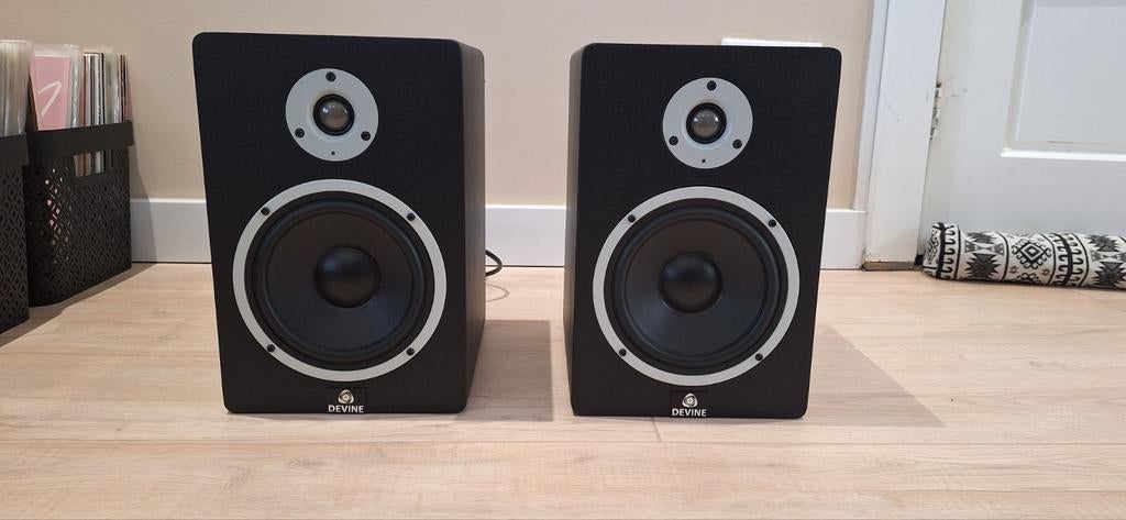 Devine MR-6A studio monitoren, Audio, Tv en Foto, Luidsprekers, Zo goed als nieuw, 60 tot 120 watt, Front, Rear of Stereo speakers